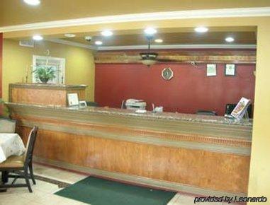 Clarion Pointe Near Yosemite Hotel Fresno