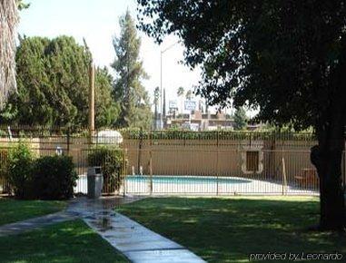 Clarion Pointe Near Yosemite Hotel Fresno